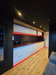 Appartement cosy avec Jacuzzi exterieur proche Lille