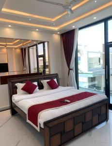 De Majestic Trips LTD