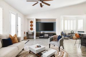 Sandcastle House Pool, Spa, Golf!