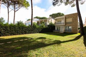 Lura Apartments