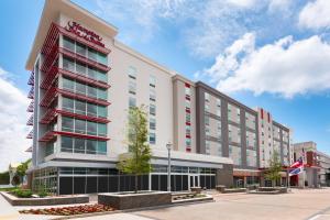 Hampton Inn & Suites Atlanta Buckhead Place
