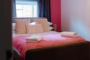 Stylish Getaway Walk to Centre and Cafés