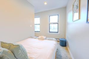 Urban Chic South End Studio