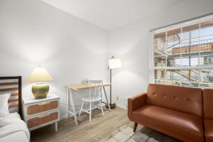 Urban Austin 1BR | 2 Beds • Walkable Area