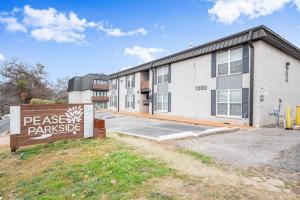 Urban Austin 1BR | 2 Beds • Walkable Area