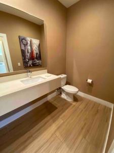 Next to Disney! 4BR4.5 BATH Luxury Townhouse