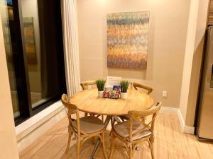 Next to Disney! 4BR4.5 BATH Luxury Townhouse