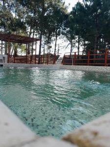 Casa en barrio bosque,costa esmeralda