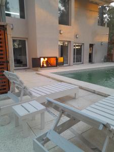 Casa en barrio bosque,costa esmeralda