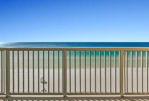 Beachfront Studio #1112 at Majestic