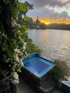 Cabañas Lago Cerro Azul - Lake of Panama