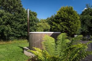 Sunnybrook Luxury Retreat with Hot Tub, Dog Friendly and EV Charging