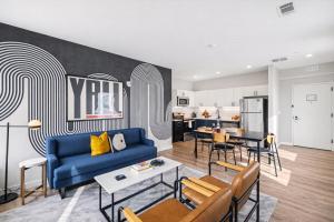 Pianissimo-2 Units-Rooftop Pool-Gym-On Music Row