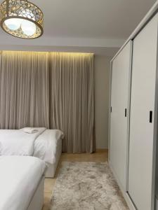 White Luxe 3BR - 5- stars Hotel Feel - Madinaty