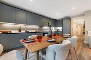 Modern 2 Bedroom Apartment in London City