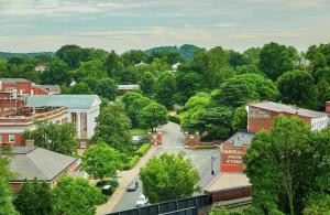 Graduate by Hilton Charlottesville