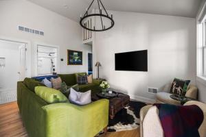 The Bunkhouse at Arcadia: A Golf Retreat