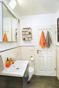 RELAX - ORANGE mit Pool und Sauna