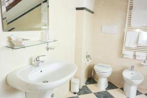 A Tribute To Music Residenza