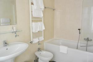 A Tribute To Music Residenza