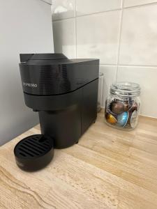 Spacious 2 bed apartment with off street parking