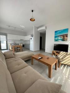 Kıbrıs Town House Menekşe