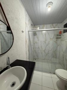 Casa sobrado com garagem