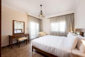 Luxury Nile View Stays in Agouza