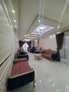 سكن عائلي بالقاهرة قريب من الاهرمات و المتحف الكبير