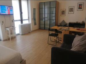 Bright Open Space in the MM1 Pasteur Area