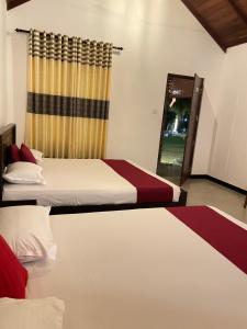 Araliya Lake Camp Resort