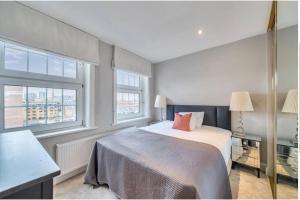 Flat 33, Ovington Court