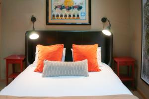 Black Butte House 006