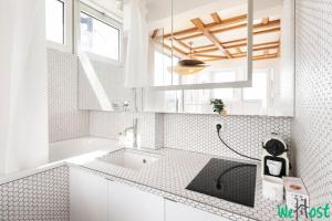 Raspail 6 - LB - Studio with Eiffel Tower view in heart of 7e arrondissement