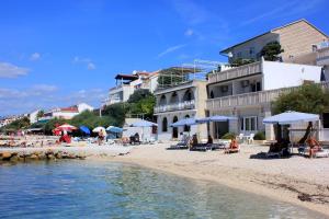 Apartments by the sea Podstrana, Split - 6113
