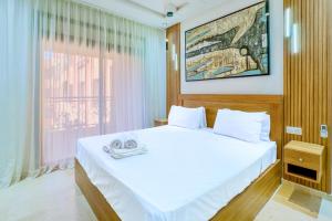 17 - Top Location, NEUF, piscine & Comfort