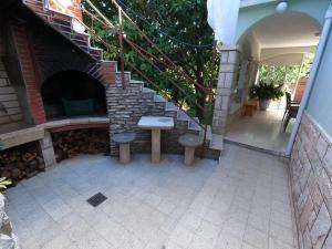 Apartments with swimming pool Vela Luka, Korcula - 23684