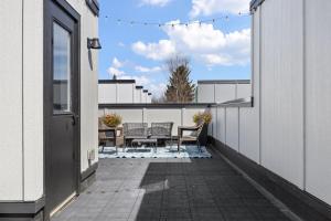 SkyBox|Rooftop|Downtown