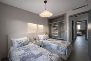 PoolYear round & Gym h3