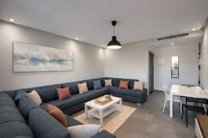 PoolYear round & Gym h3