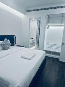 Căn hộ 58m2 1 phòng ngủ có phòng khách rộng rãi