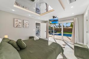 West Palm Beach Tropical Luxury Paradise - Fully Renovated in WPB 5-Star Accommodation room