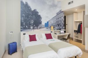 Twin Room room in B&B Hotel Trieste