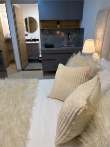 Santa Barbara Central Suites