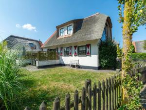 Villa in Callantsoog near the Beach