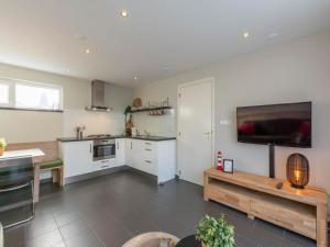 Duinroosweg 83 near Callantsoog village square