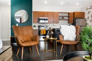 Emerald Oasis: Centrally Located