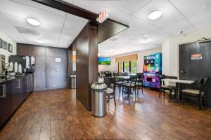 Wingate by Wyndham Leesburg Florida