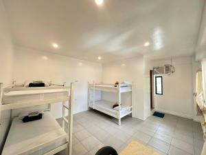 Gracey Dive Resort and Restaurant