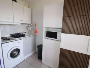 Studio cabine, proche mer et piscines - 4 pers. - FR-1-307-293